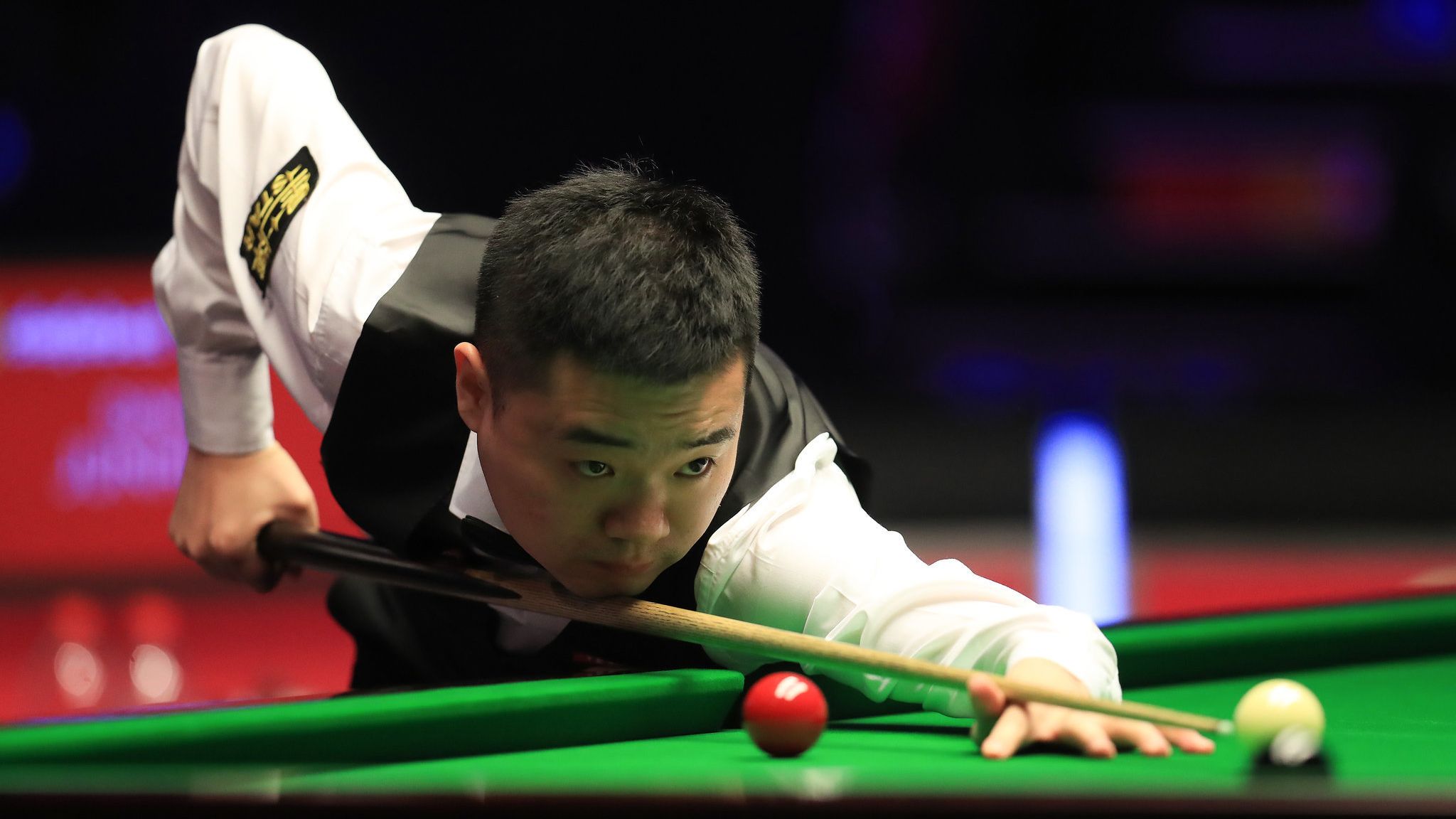 对于一名在 对于一名在