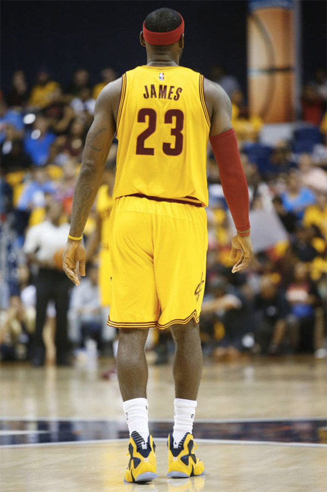 舆论预期与 舆论预期与