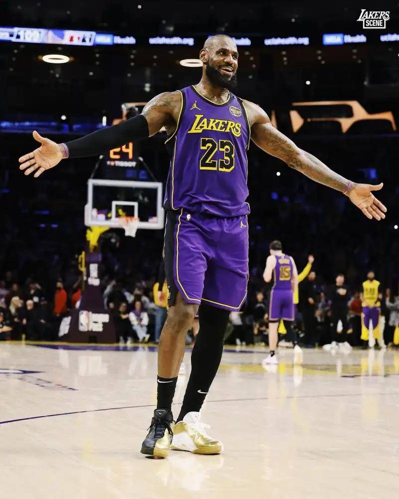 本文聚焦两 本文聚焦两